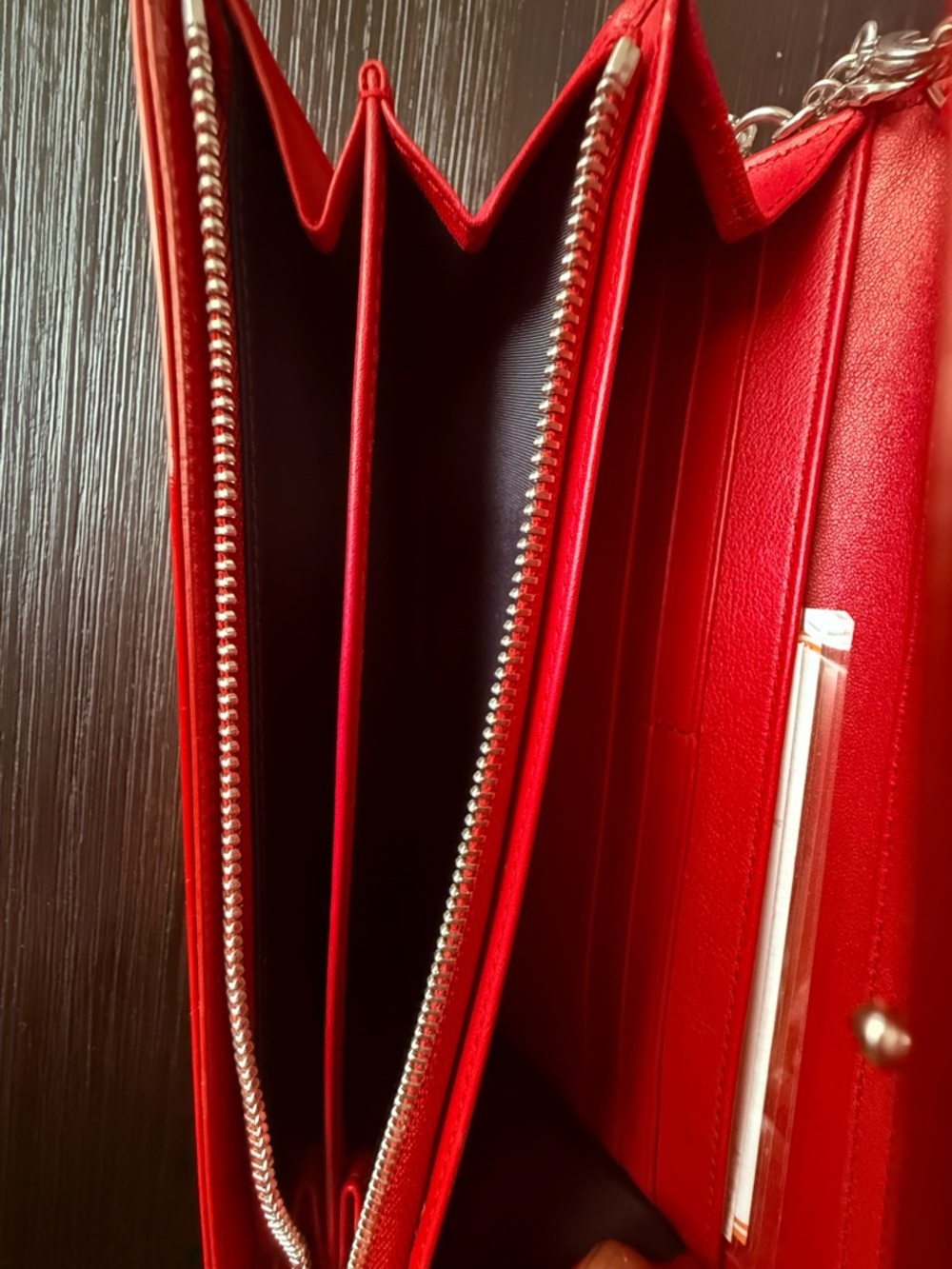 Christian Dior Patent Cannage wallet on chain - Picture 5 of 9